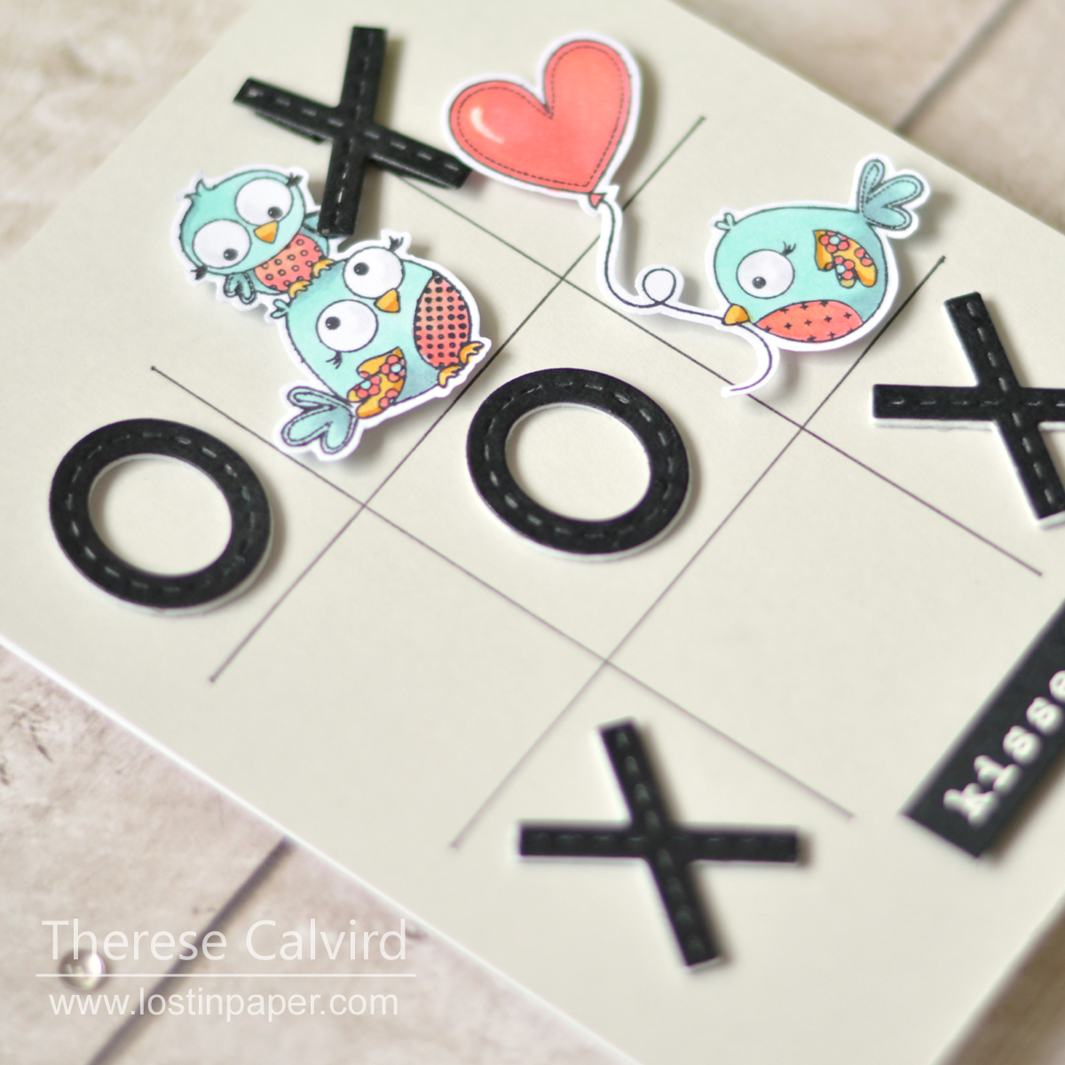 Lostinpaper - Penny Black - Happy Hugs - Stitched xoxo - Lovable (card) 1