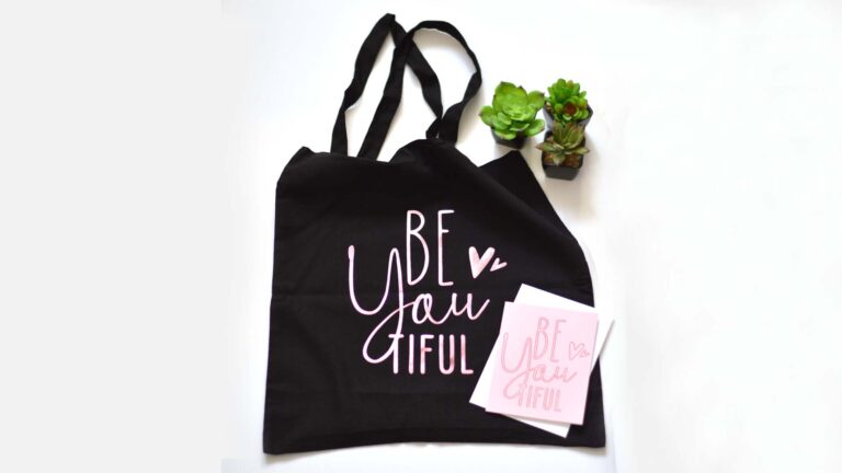 Therese Calvird - Lostinpaper - Cricut Mother's Day Collab - Foiling 2 Ways! 1